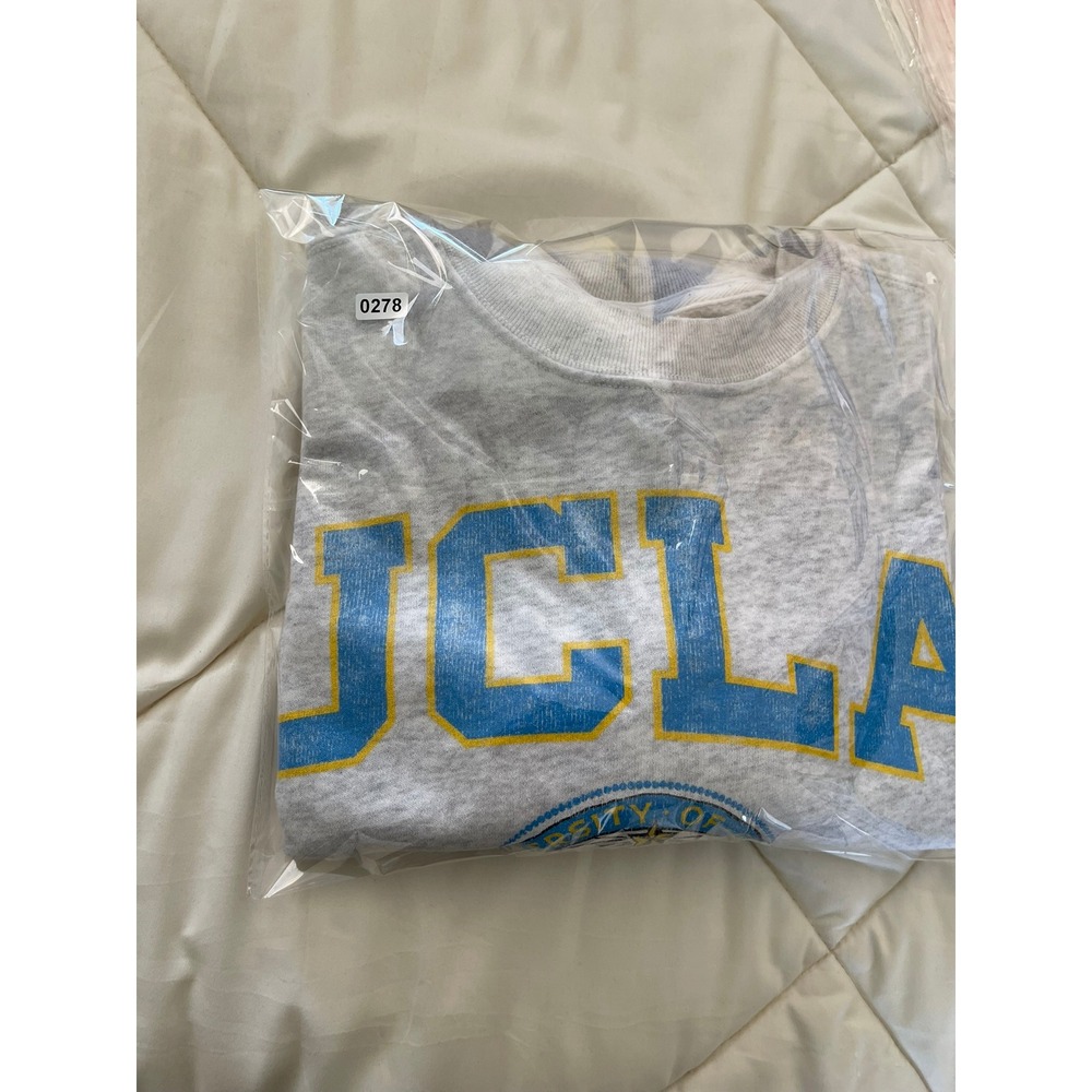 Abercrombie & Fitch x Reserve Blue 84 UCLA Bruins Cropped Sweatshirt Grey Small